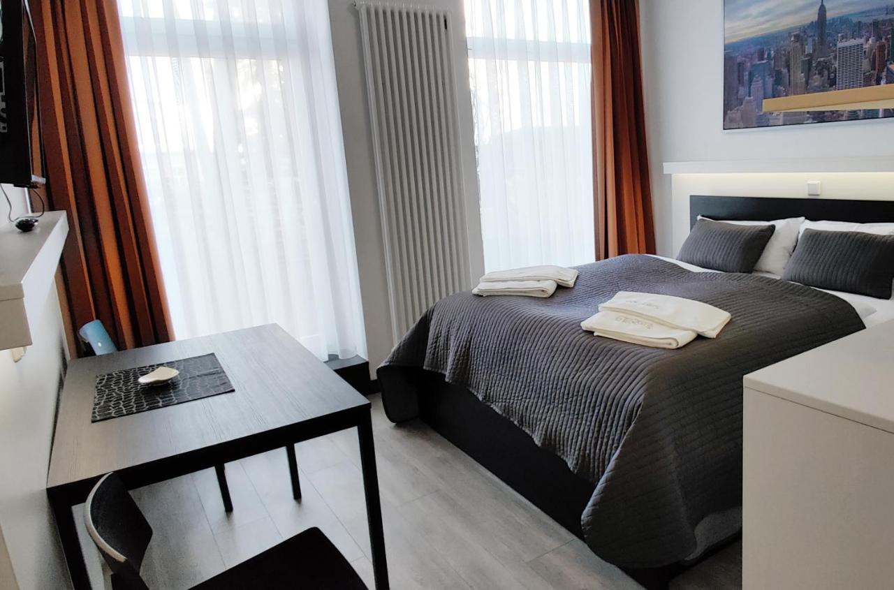 6 Rooms Apartments Berlim Exterior foto