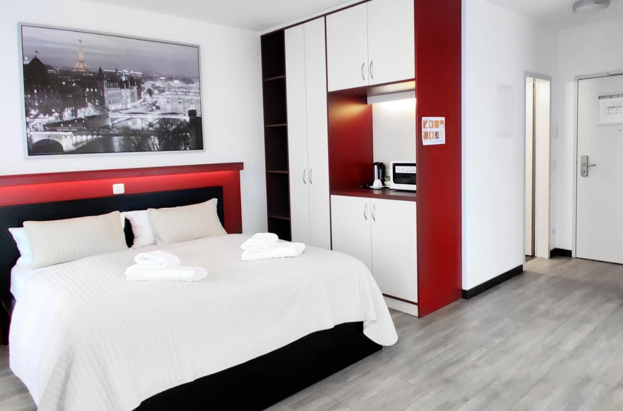 6 Rooms Apartments Berlim Exterior foto