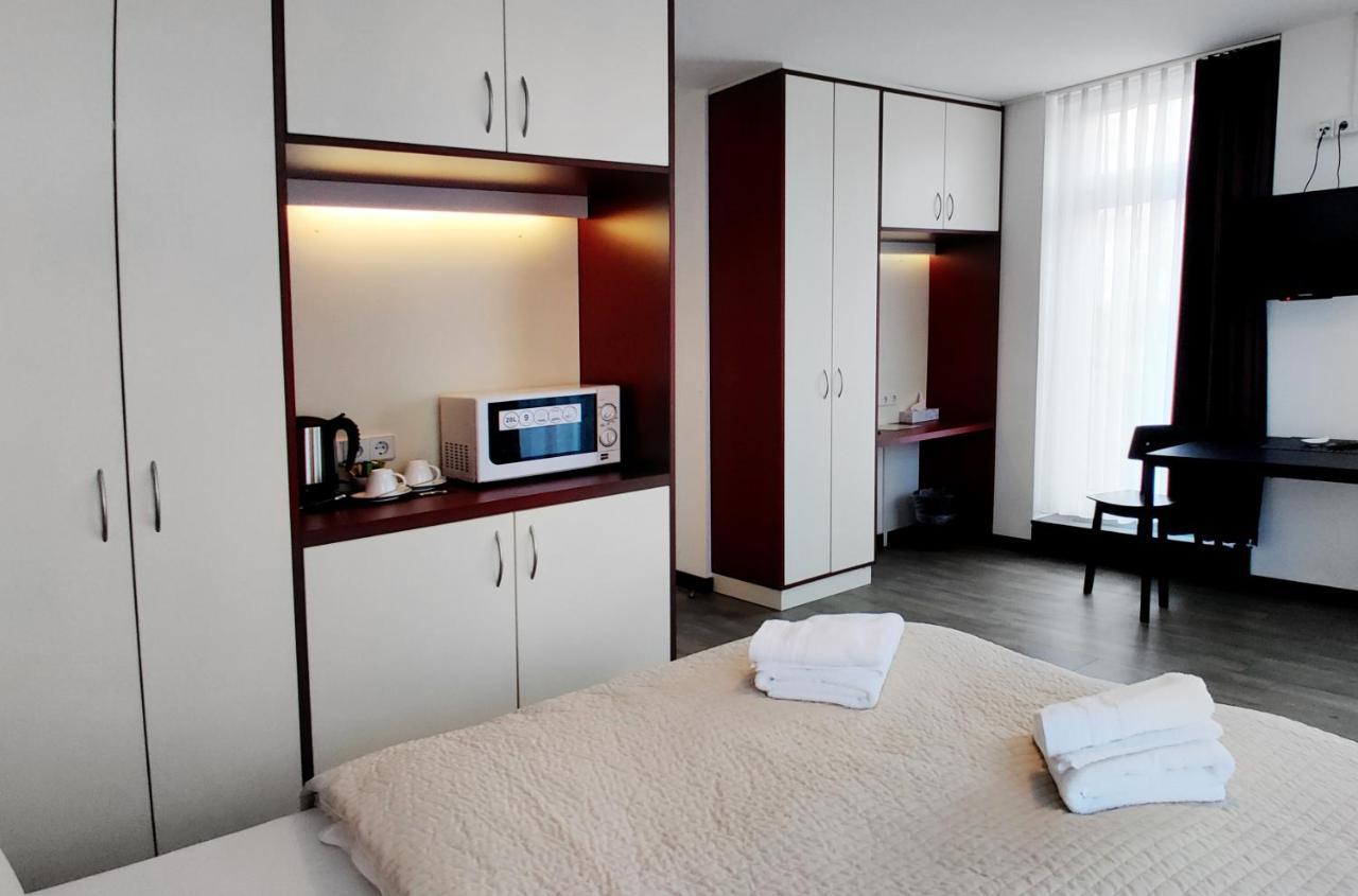 6 Rooms Apartments Berlim Exterior foto