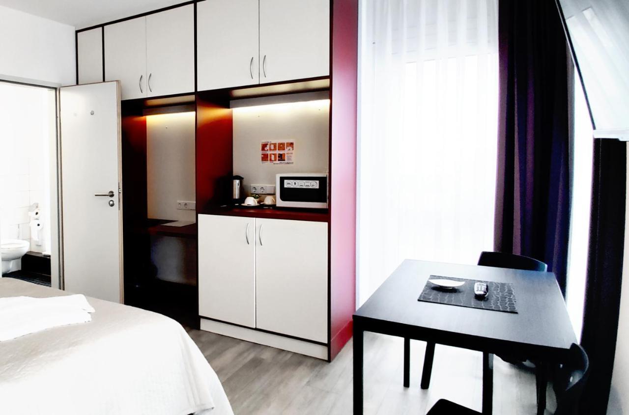 6 Rooms Apartments Berlim Exterior foto