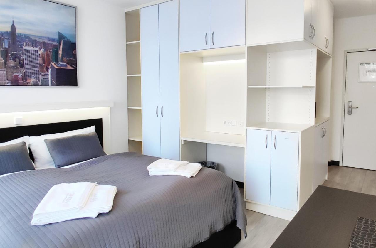 6 Rooms Apartments Berlim Exterior foto